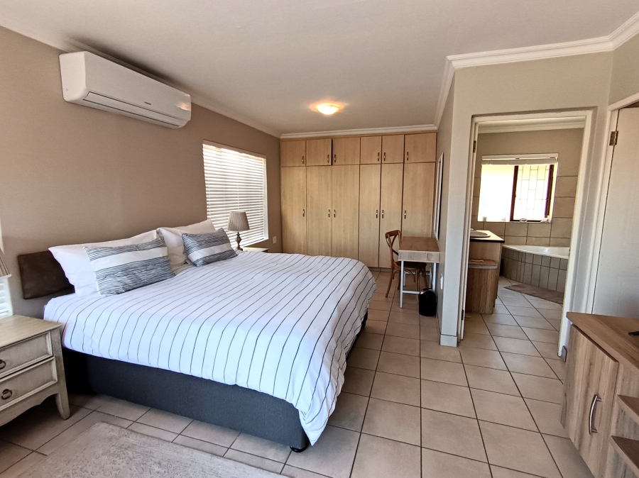 3 Bedroom Property for Sale in Marina Martinique Eastern Cape